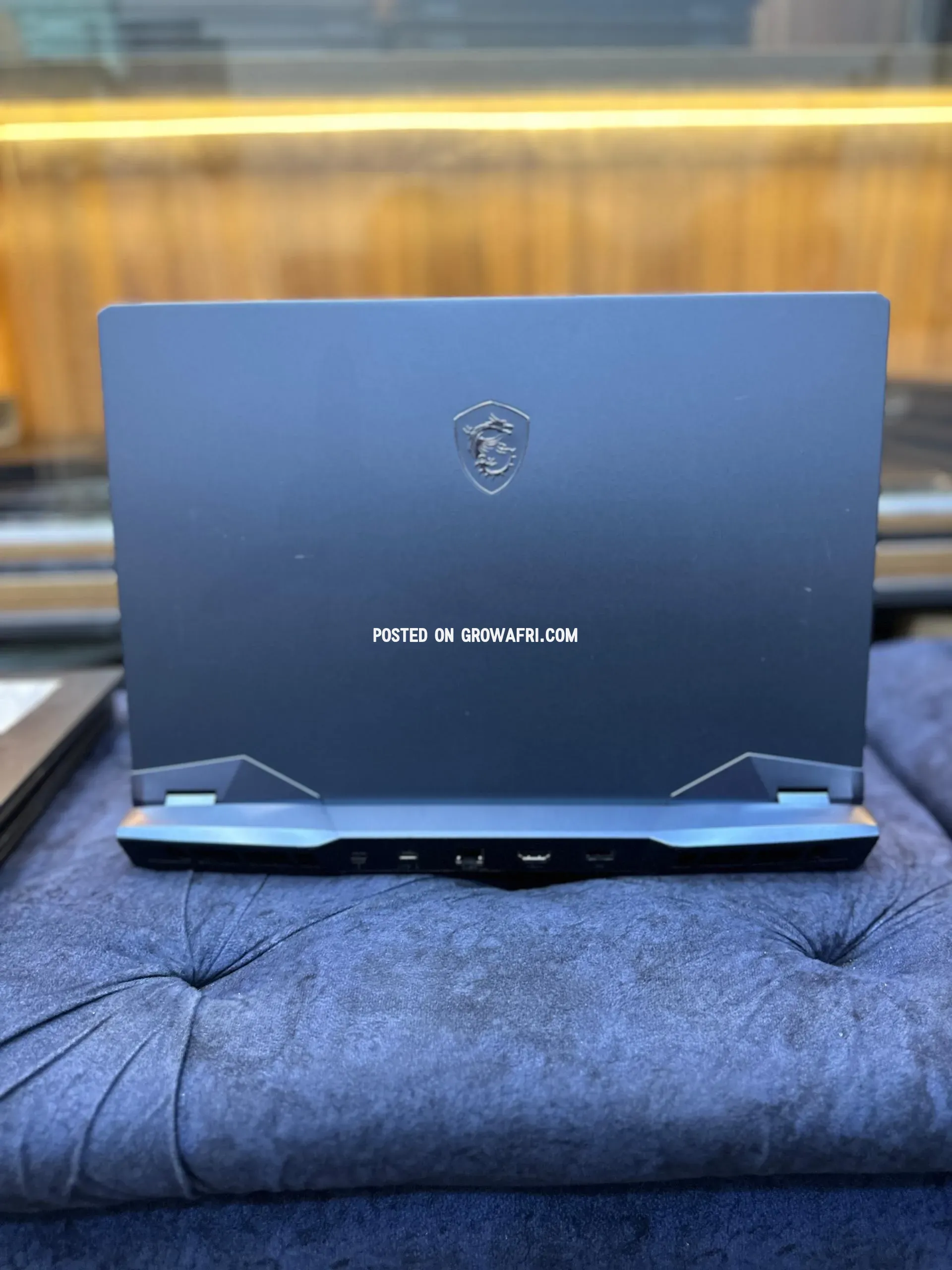 MSI Raider GE66 10SGS Intel Core i7-10750H@2.6Ghz (12CPUs)