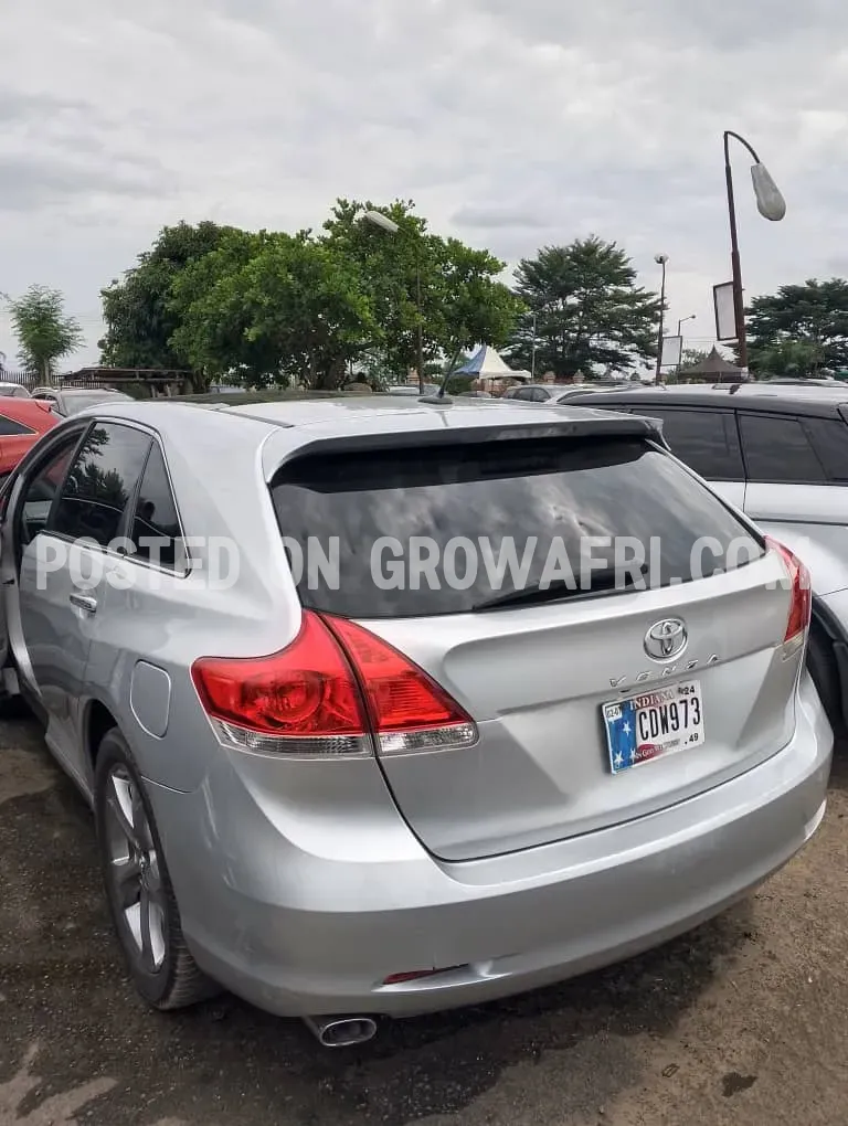 Toyota Venza 2011