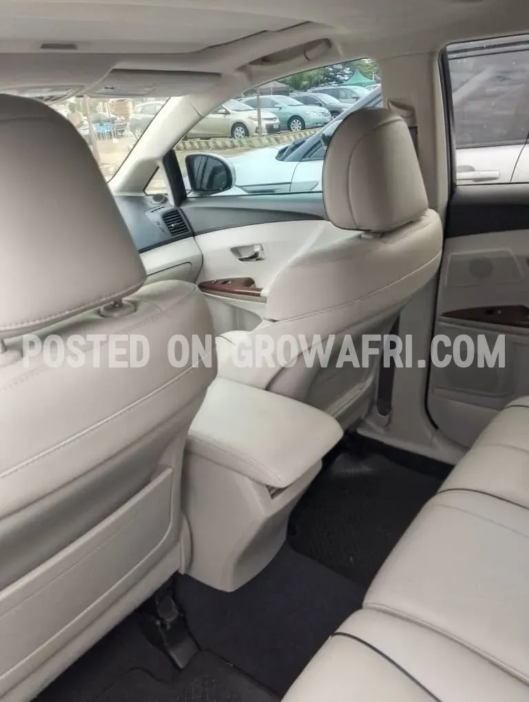 Toyota Venza 2011