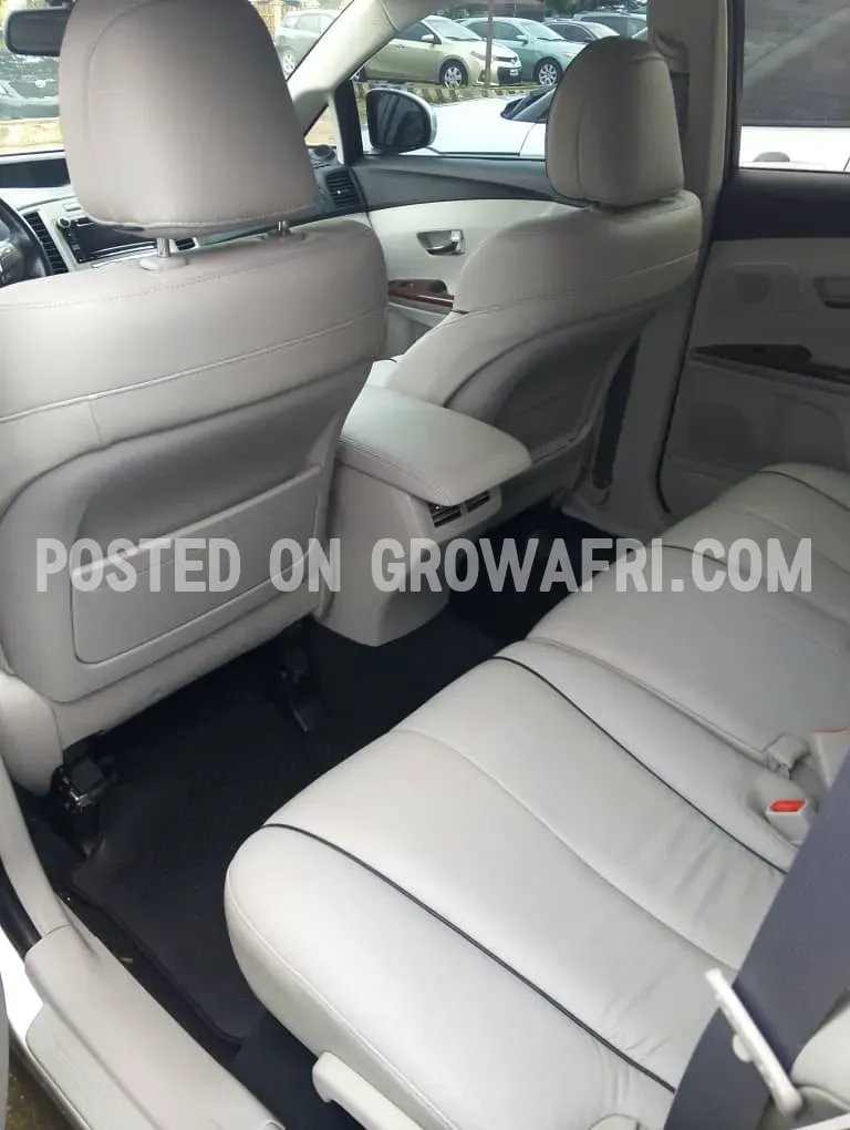 Toyota Venza 2011