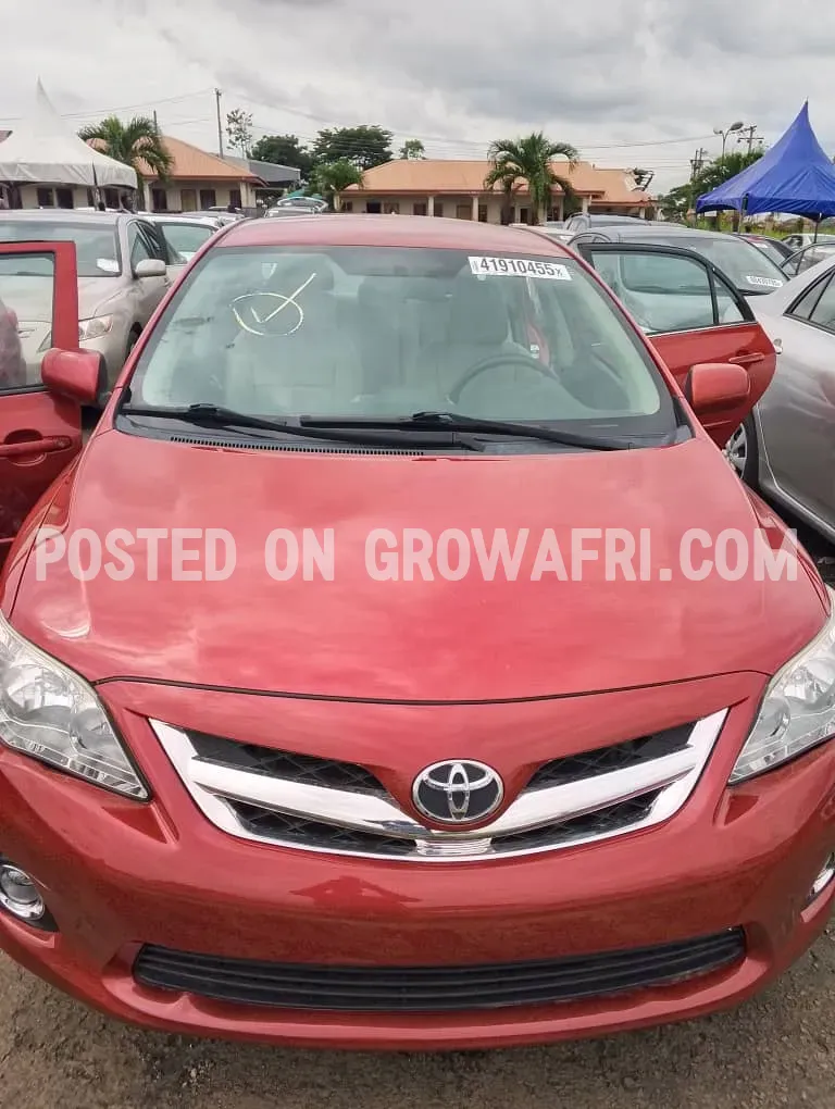 Toyota Corolla 2013 LE