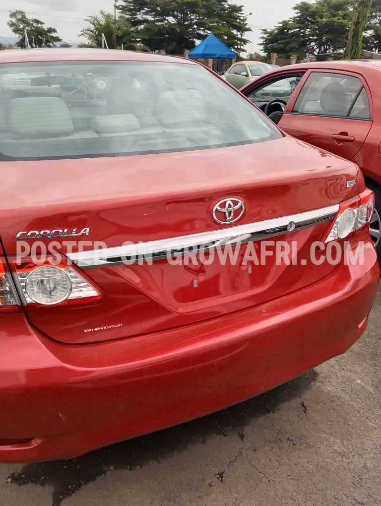 Toyota Corolla 2013 LE