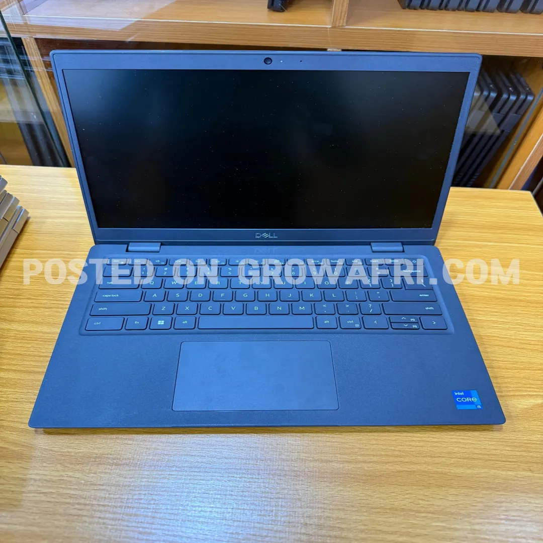 Foreign Used: Dell latitude 3420 Intel Core i5- 1135G7 @ 2.4Ghz (8CPUs) 16gb ram; 512gb 