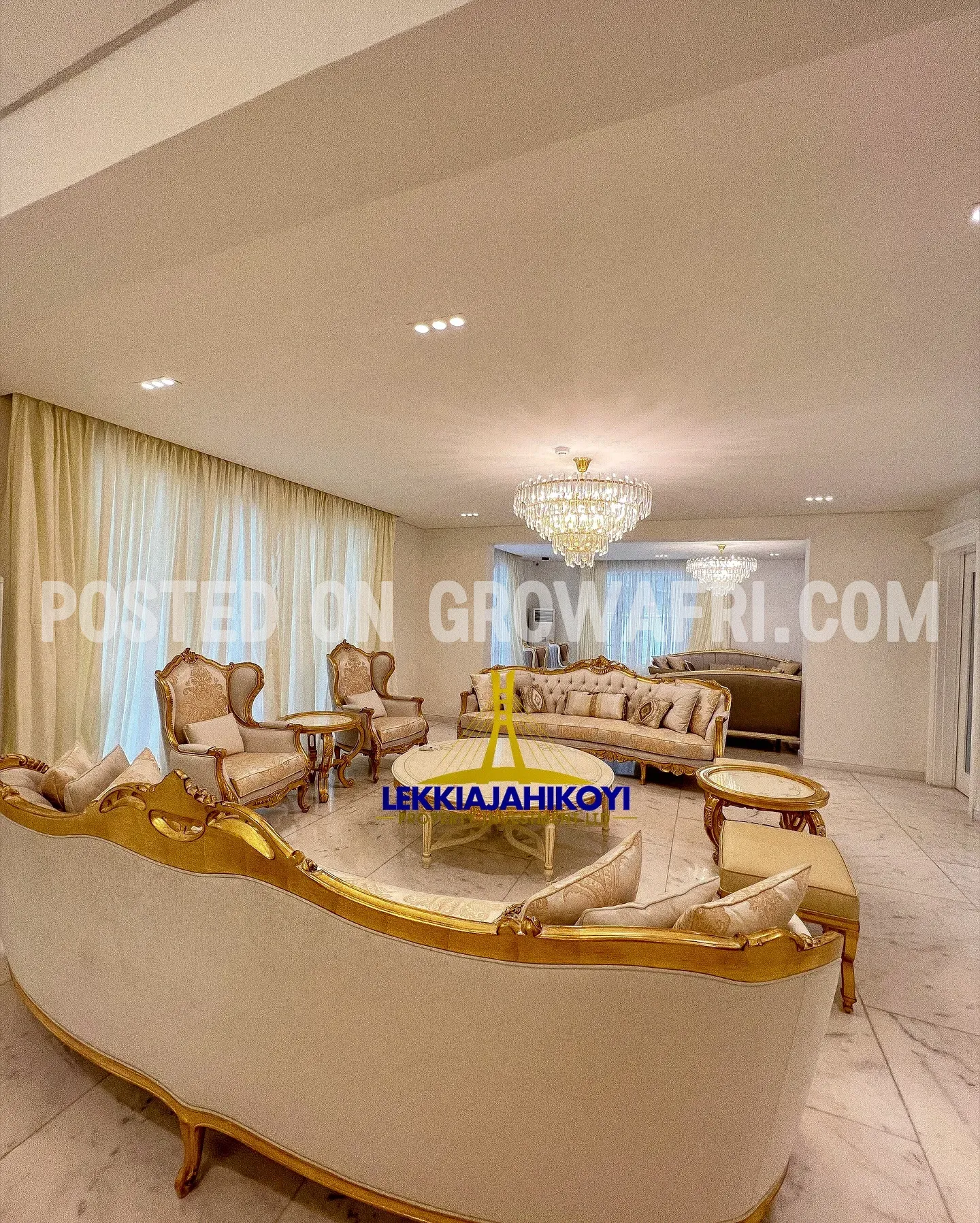 Waterfront Super luxurious and fully furnished and automated 6 bedroom mansion with large en-suite bedrooms.