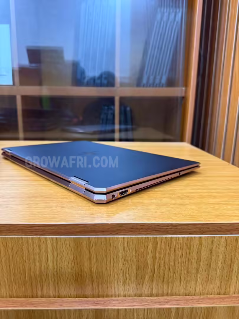 HP Spectre 15 X360  eb0xxx