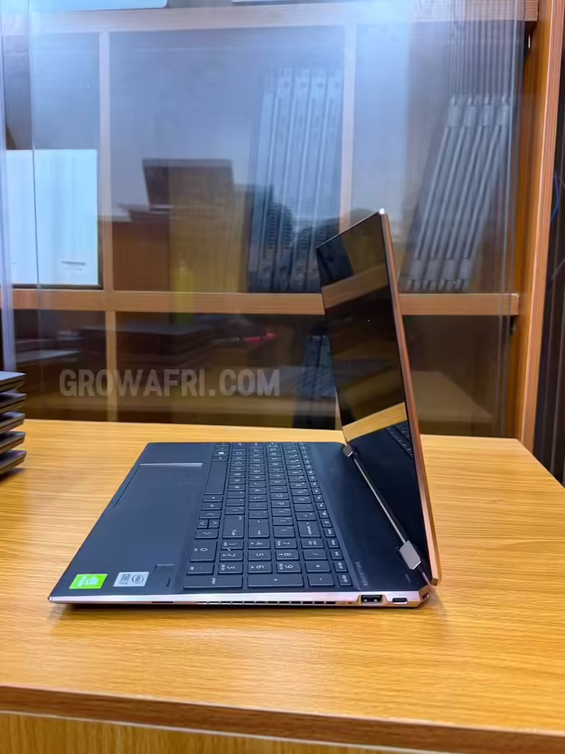 HP Spectre 15 X360  eb0xxx